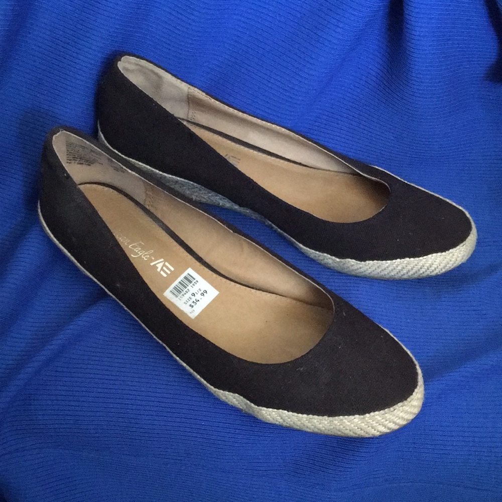 FINAL MARKDOWN Ladies’ American Eagle Espadrilles (9-1/2)